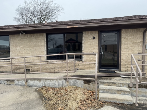 Listing Image #2 - Office for sale at 503 Lipscomb, Bonham TX 75418