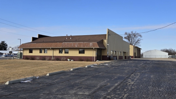 Listing Image #1 - Others for sale at 1401 E Cranston Road, Beloit WI 53511