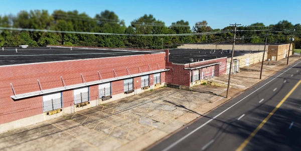 Listing Image #1 - Industrial for sale at 1709 Latham Street, Memphis TN 38106