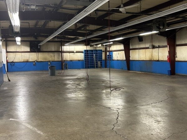 Listing Image #3 - Industrial for sale at 350-354 Conley Dr., Enon OH 45323