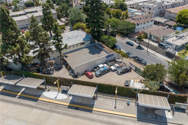 Listing Image #2 - Others for sale at 5938 Buffalo Avenue, Sherman Oaks CA 91401