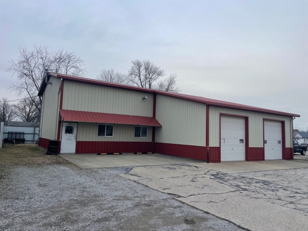 Listing Image #2 - Others for sale at 107 E. Cumberland Rd, Altamont IL 62411