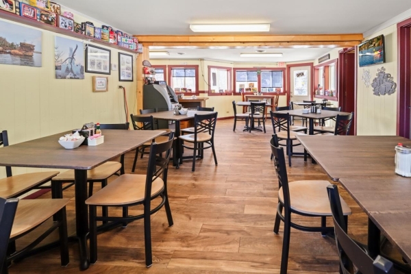 Listing Image #3 - Retail for sale at 1343 E. Wall St., Eagle WI 54521