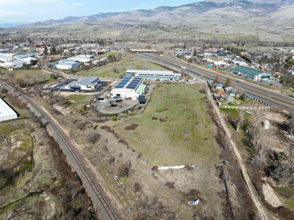 Listing Image #2 - Land for sale at 799 Jefferson Avenue, Ashland OR 97520