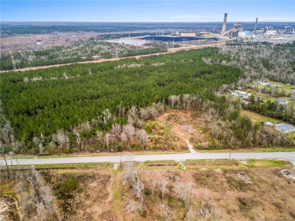 Listing Image #3 - Others for sale at 3932 Houston River Road, Westlake LA 70669