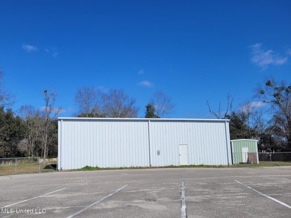 Listing Image #2 - Industrial for sale at 2600 23rd Avenue, Gulfport MS 39501