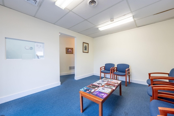 Listing Image #2 - Office for sale at 1001 New Road, Northfield NJ 08225