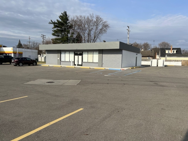 Listing Image #3 - Others for sale at 4502 S Wayne Road, Wayne MI 48184