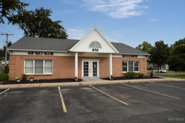 Listing Image #2 - Others for sale at 970 Brighton Road, Tonawanda-town NY 14150