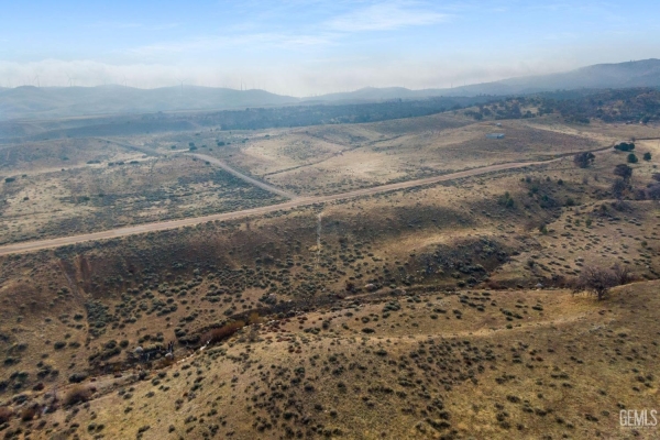 Listing Image #3 - Land for sale at 0 Summers Dr., Tehachapi CA 93561