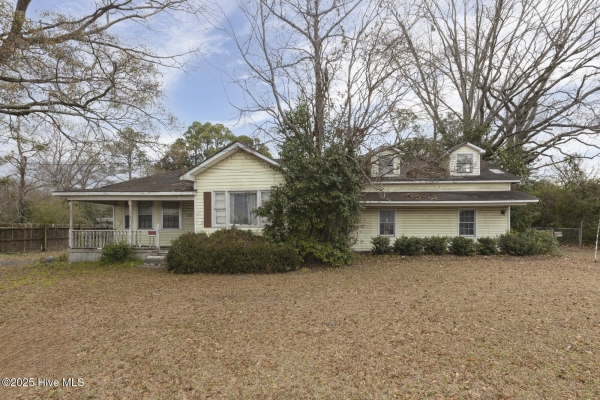 Listing Image #3 - Others for sale at 202 Kinston Highway, Richlands NC 28574
