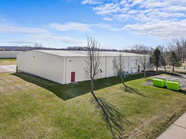 Listing Image #2 - Others for sale at 406 Interpane Lane, Deerfield WI 53531