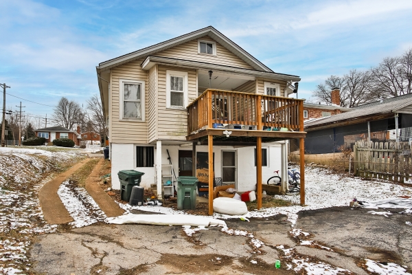 Listing Image #10 - Multi-family for sale at 7303 Nottingham Ave, Shrewsbury MO 63119