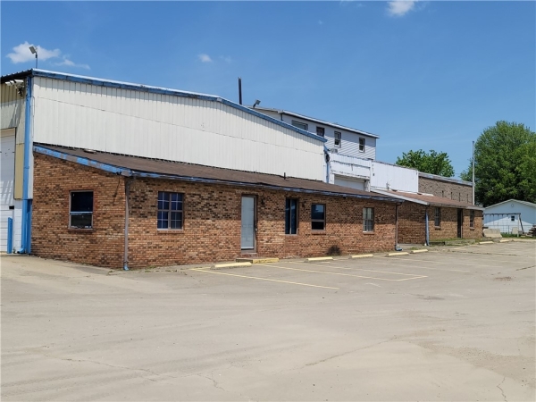 Listing Image #2 - Others for sale at 306 Balsinger Rd, Uniontown PA 15401