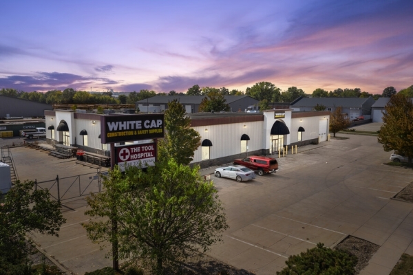 Listing Image #1 - Retail for sale at 2003 S. Gilbert Street, Iowa City IA 52240