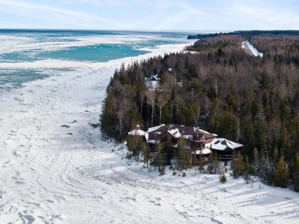 Listing Image #1 - Others for sale at 13785 Us-23 Highway, Cheboygan MI 49721