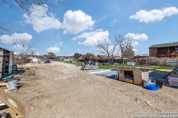 Listing Image #2 - Industrial for sale at 4131 Culebra, San Antonio TX 78228