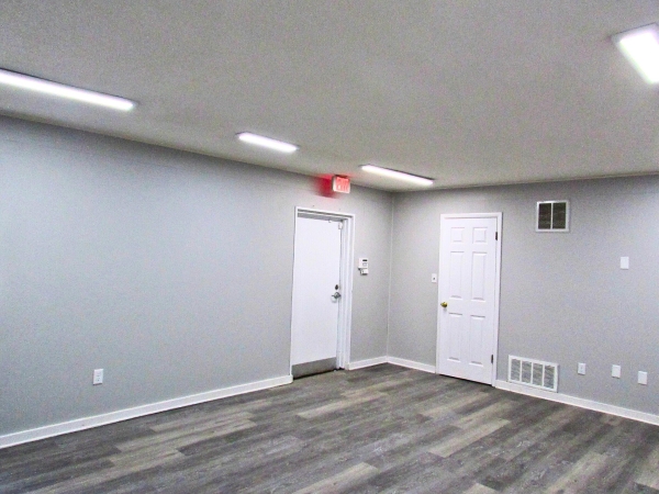 Listing Image #3 - Office for sale at 326 Green Acres Road, Fort Walton Beach FL 32547
