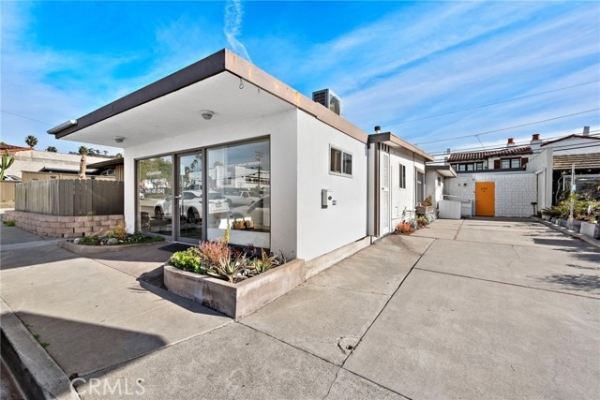 Listing Image #1 - Others for sale at 133 Avenida Granada, San Clemente CA 92672
