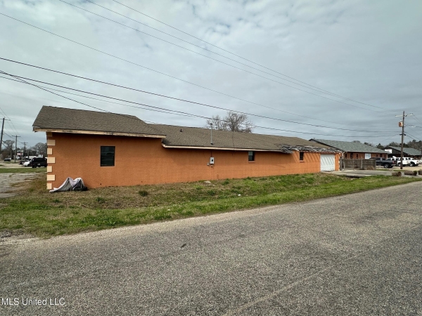 Listing Image #1 - Others for sale at 1900 28th Street, Gulfport MS 39501