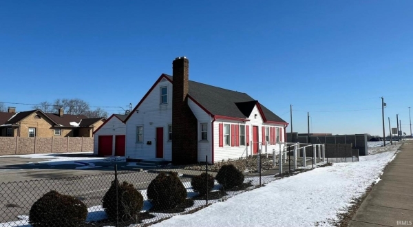 Listing Image #1 - Office for sale at 6250 Rockville Road, Indianapolis IN 46214