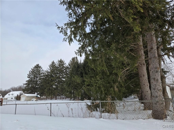 Listing Image #3 - Land for sale at Deerfield Drive E, Utica NY 13502