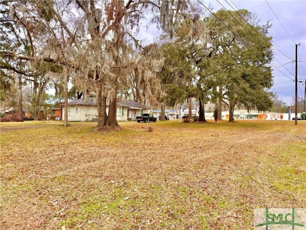 Listing Image #3 - Others for sale at 2603 Us Highway 80 Avenue, Bloomingdale GA 31302
