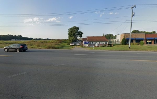 Listing Image #1 - Others for sale at 2440 Madison St, Clarksville TN 37043