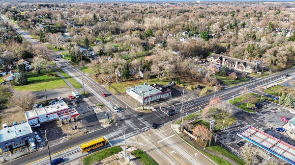 Listing Image #2 - Others for sale at 3992-3996 Auburn Road, Auburn Hills MI 48326