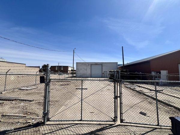 Listing Image #2 - Others for sale at 111 5th Street, Oakes ND 58474