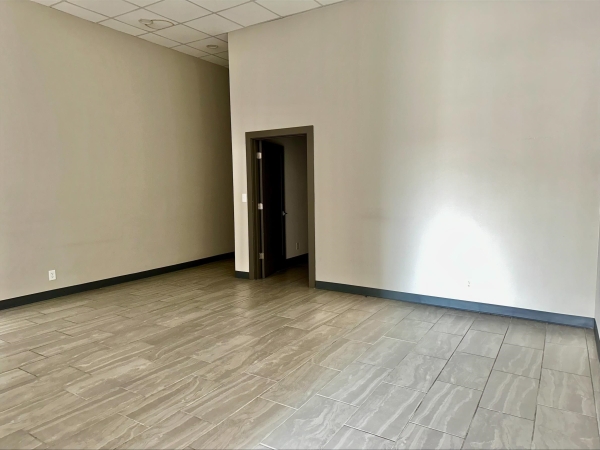 Listing Image #3 - Retail for sale at 2715 Del Mar Blvd, Laredo TX 78045