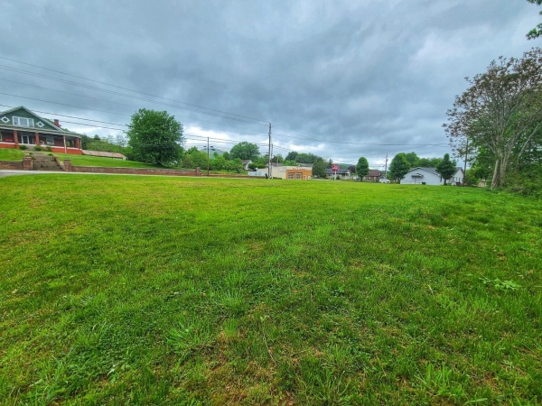 Listing Image #2 - Land for sale at 00 E Main St., Burnsville NC 28714