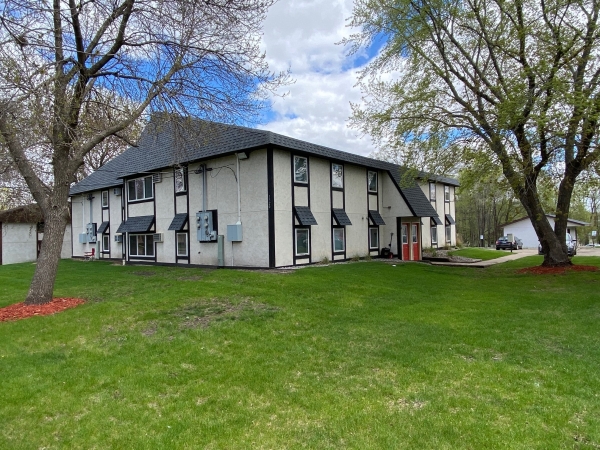 Listing Image #3 - Multi-family for sale at 1310 6th Avenue South 1320 6th Avenue South, St. Cloud MN 56301