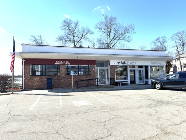 Listing Image #2 - Retail for sale at 40 Lake Drive, Passaic, Wayne Township NJ 07470