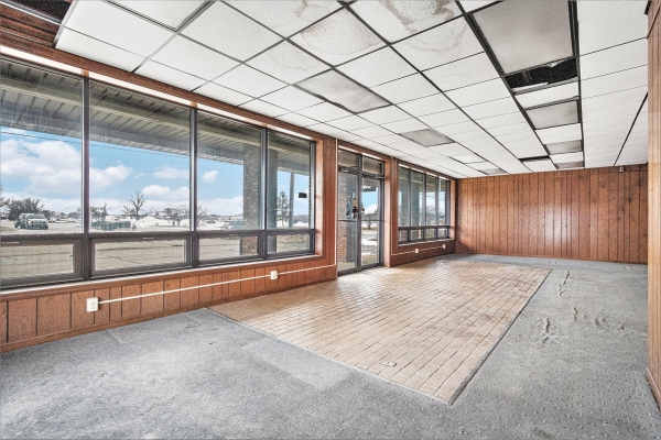 Listing Image #3 - Retail for sale at 1015 E Napier Avenue, Benton Harbor MI 49022