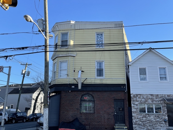 Listing Image #1 - Retail for sale at 631 Ferry Street, Newark NJ 07105