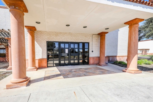 Listing Image #3 - Office for sale at 1202 Welby Court, Laredo TX 78041