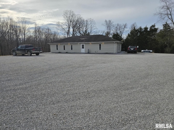 Listing Image #3 - Others for sale at 16275 N IL Hwy 37, Mt Vernon IL 62864