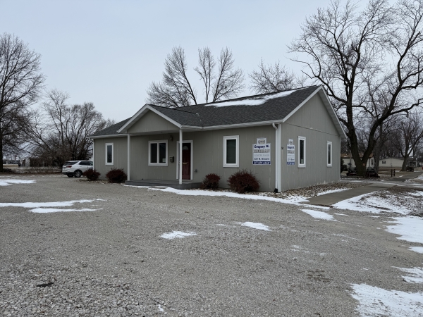 Listing Image #2 - Others for sale at 521 North Brown Street, Litchfield IL 62056