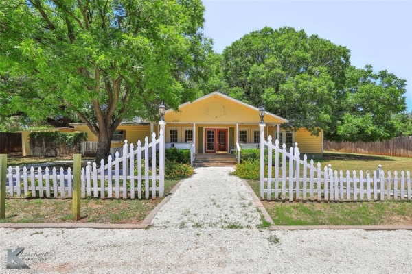 Listing Image #1 - Industrial for sale at 402 North Street, Buffalo Gap TX 79508