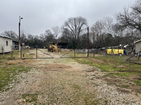 Listing Image #10 - Retail for sale at 121 E. Main, Garrison TX 75946