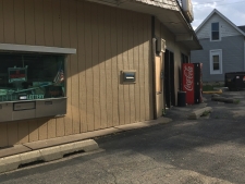 Retail property for sale in Henry, IL