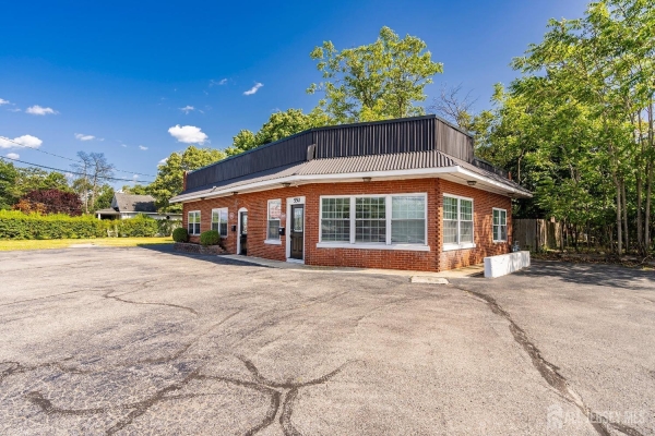 Listing Image #3 - Others for sale at 550 Route 70 Highway, Lakehurst NJ 08733