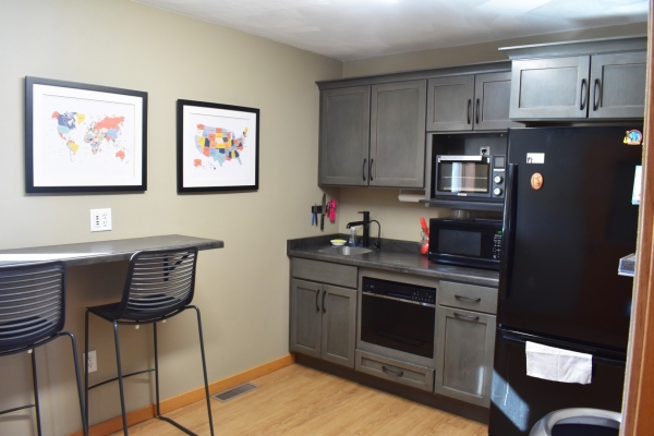 Listing Image #2 - Office for sale at 1305 Excalibur Dr, Janesville WI 53546