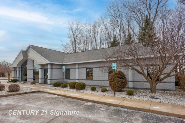 Listing Image #2 - Office for sale at 4757 E Mcleod, Saginaw MI 48603