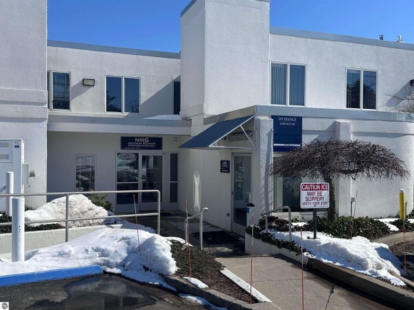 Listing Image #3 - Office for sale at 224 Circle Drive, Traverse City MI 49684