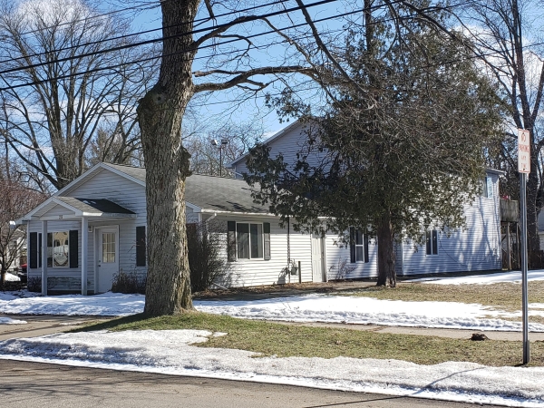 Listing Image #1 - Office for sale at 28 W Sheridan Street, Fremont MI 49412