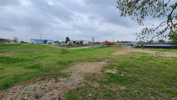 Listing Image #3 - Land for sale at 1806 Albert Pike Rd, Hot Springs AR 71913
