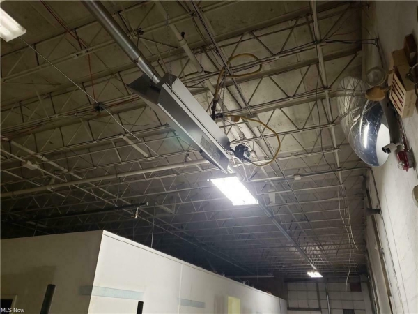 Listing Image #3 - Industrial for sale at 873 E 70th St, Cleveland OH 44103