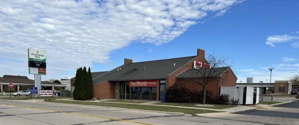 Listing Image #2 - Retail for sale at 2235 MAIN Street, GREEN BAY WI 54302